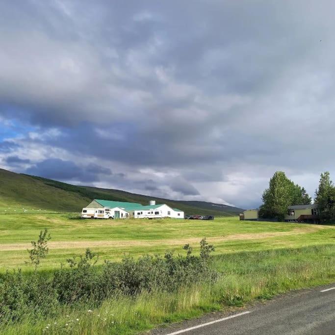 Апартаменты Þorsmoerk Farm 12 Min From Akureyri Svalbarthseyri Экстерьер фото